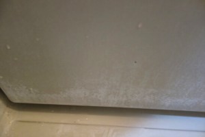 バスルーム水あか掃除前 (3明)