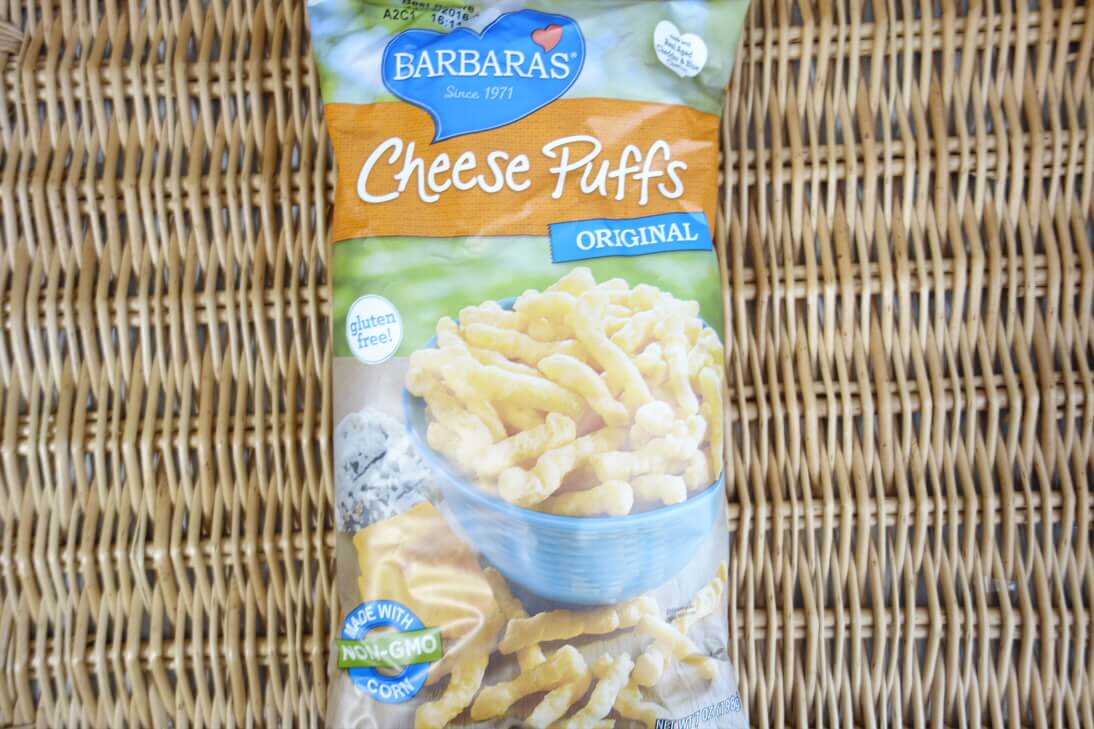 iHerbで買えるお菓子のBarbara's Bakeryのチーズパフは素朴な味でした