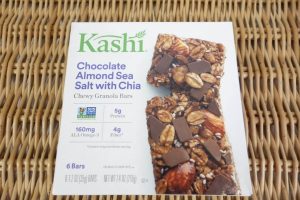 kashi-chocolate-almond-sea-salt-with-chia-chewy-granola-bars-2