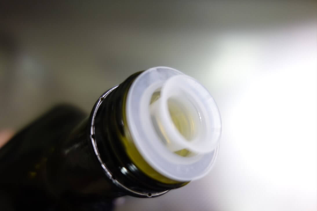 Gaea, ギリシャ、エキストラバージンオリーブオイル注ぎ口